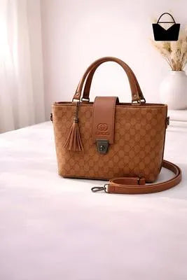 Women's Leather Plain Shoulder Bagin 8 colours .